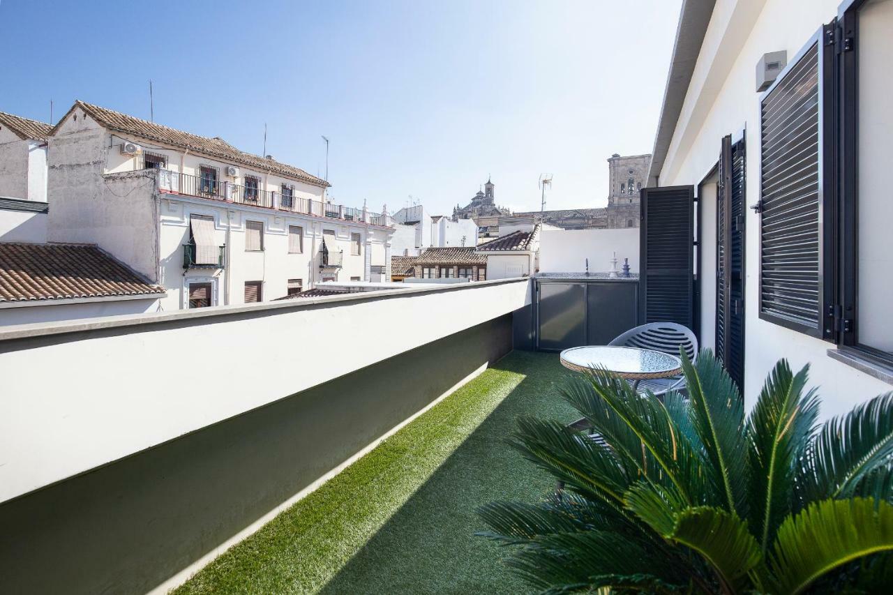 Apartamento Atico Real Suites Granada Dış mekan fotoğraf